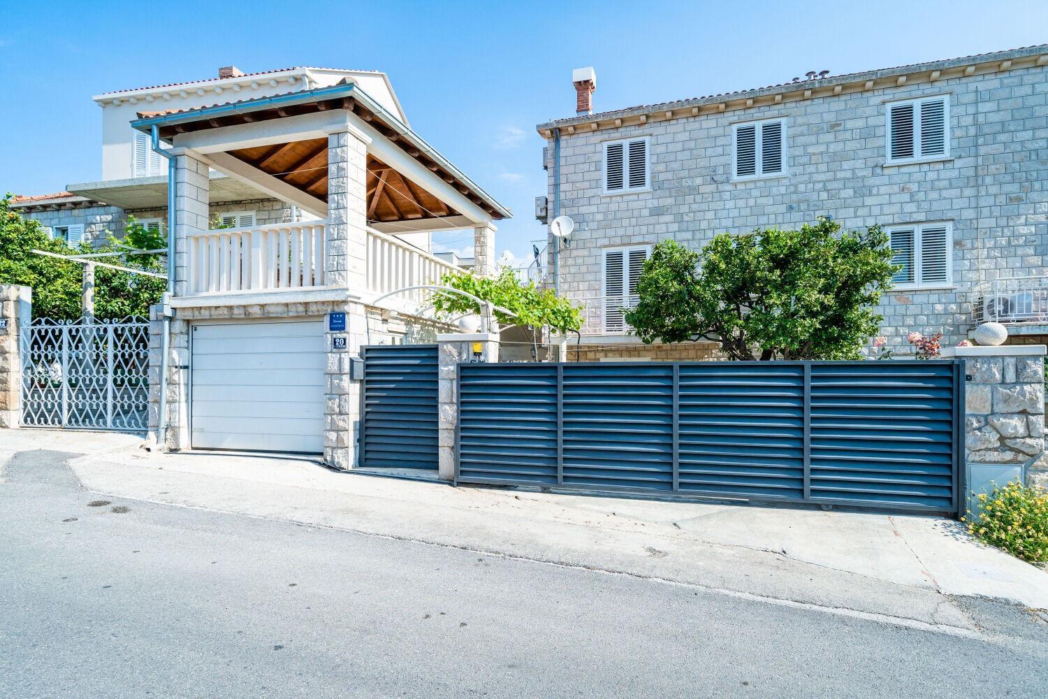 Apartments Pero - Free Parking Dubrovnik Bagian luar foto